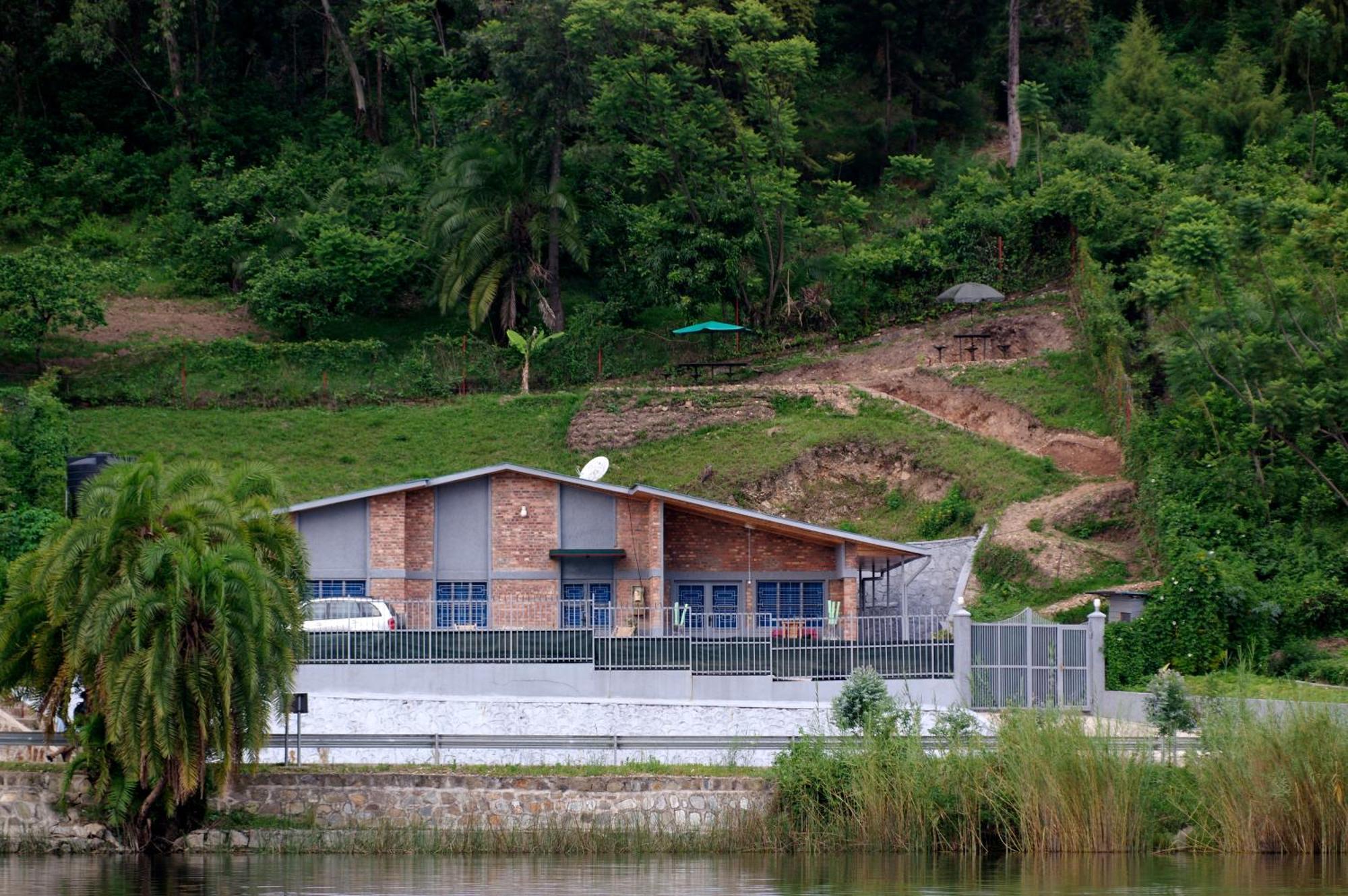 Spa Shallum Kibuye Exterior photo