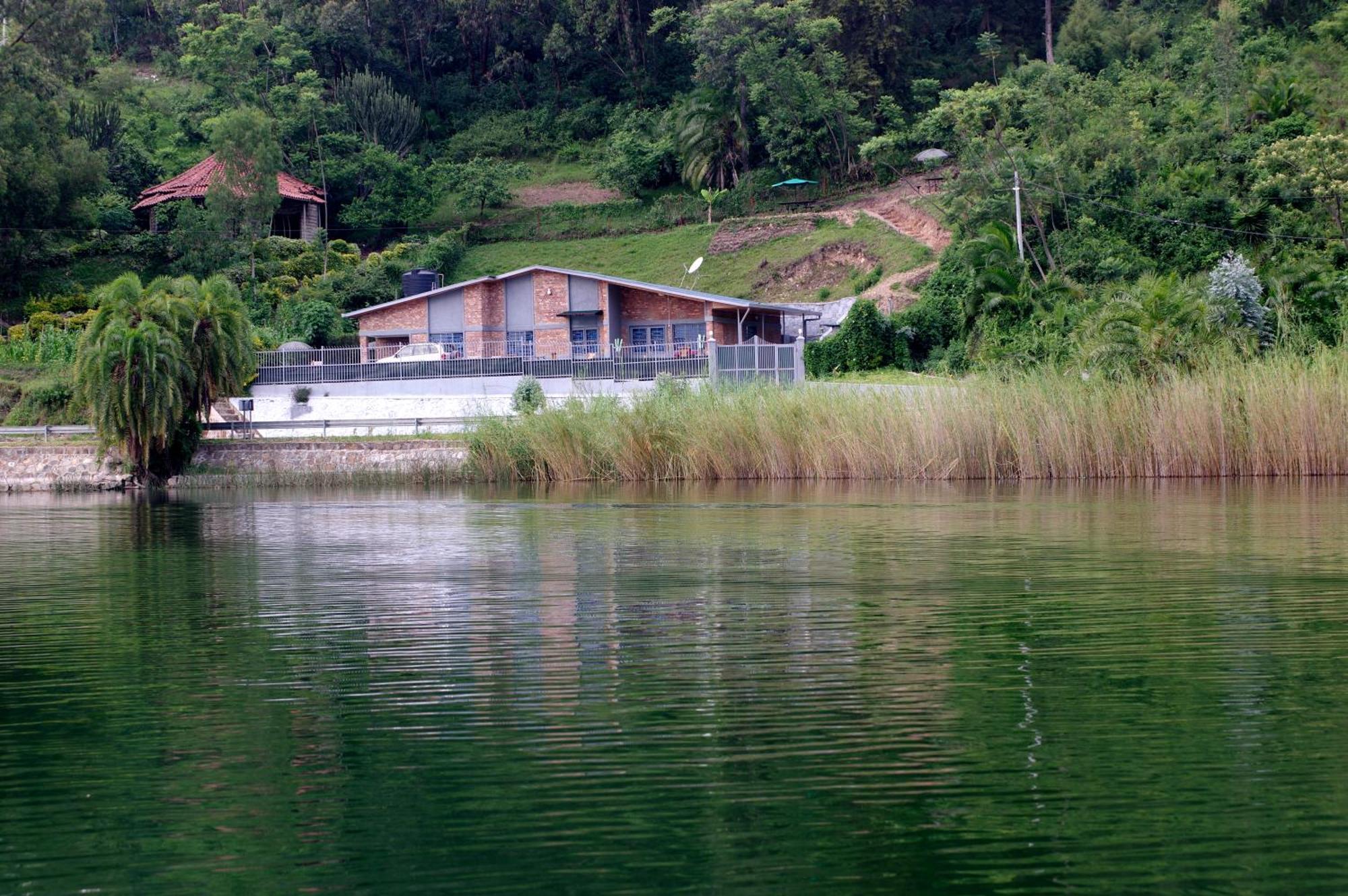 Spa Shallum Kibuye Exterior photo
