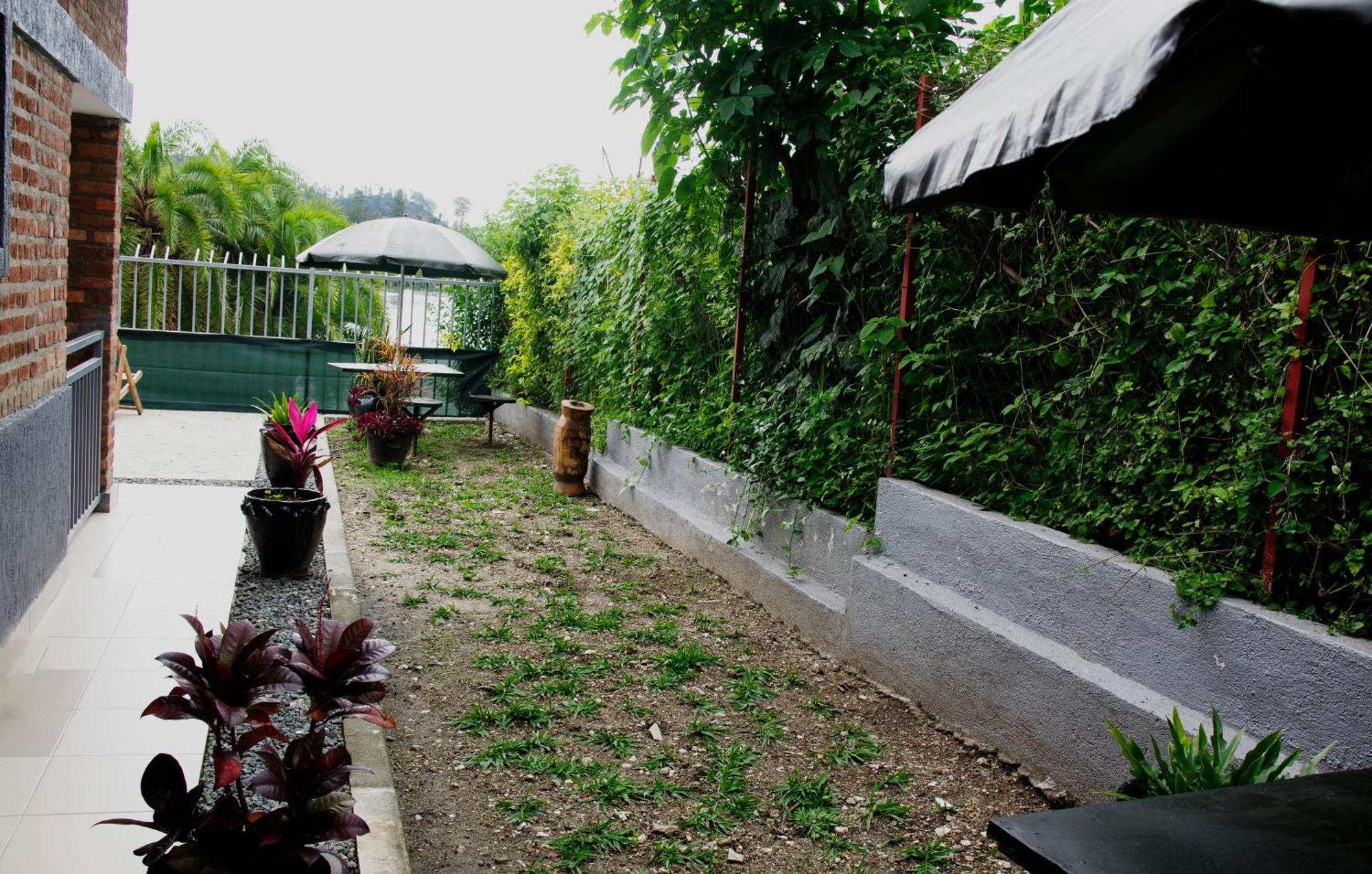 Spa Shallum Kibuye Exterior photo