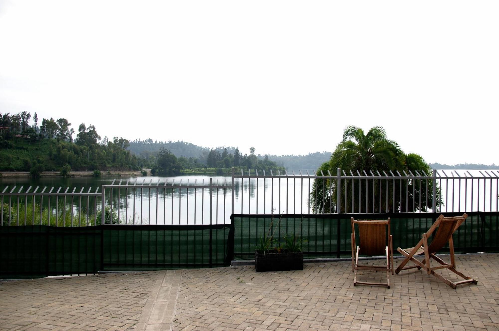 Spa Shallum Kibuye Exterior photo